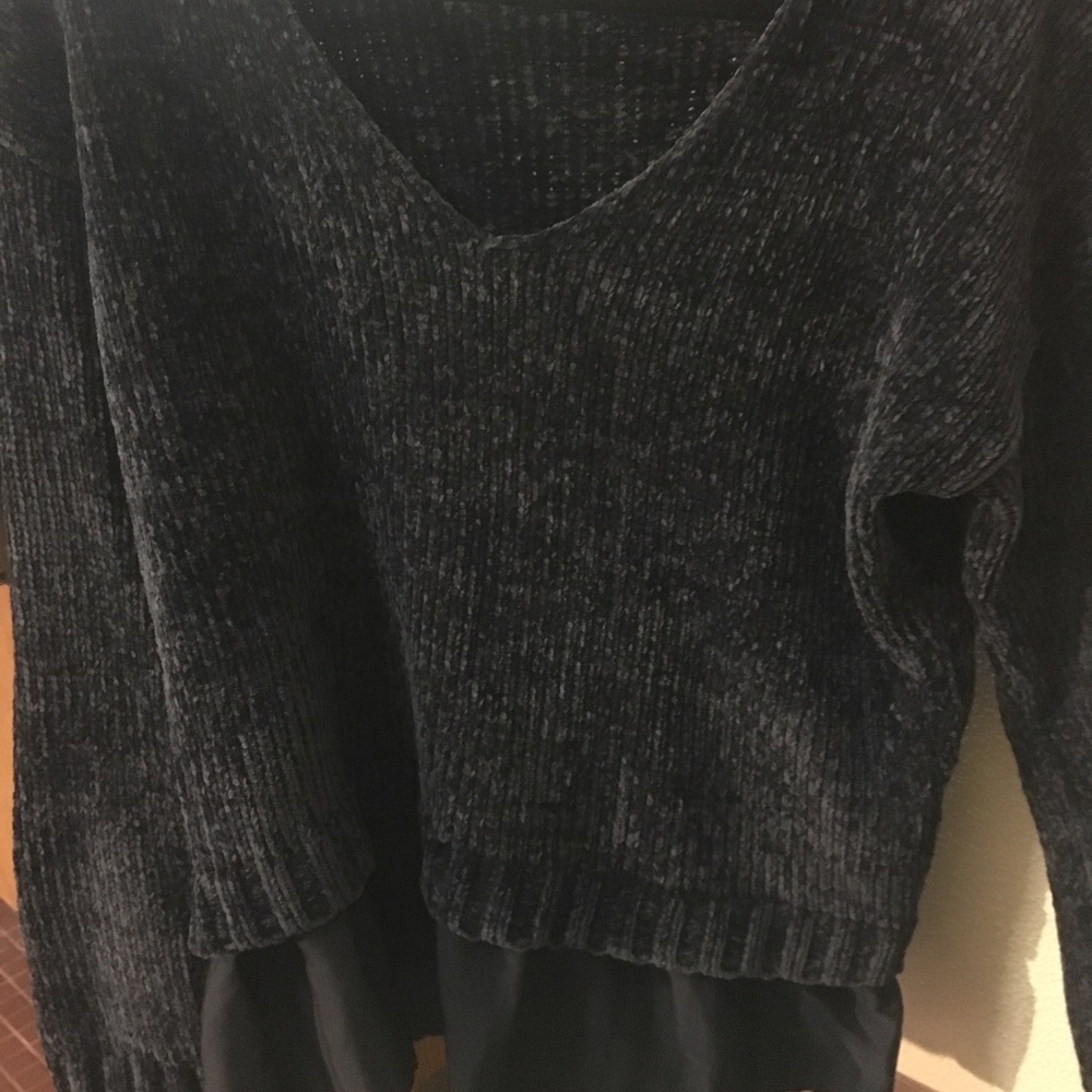 American Eagle Sweater